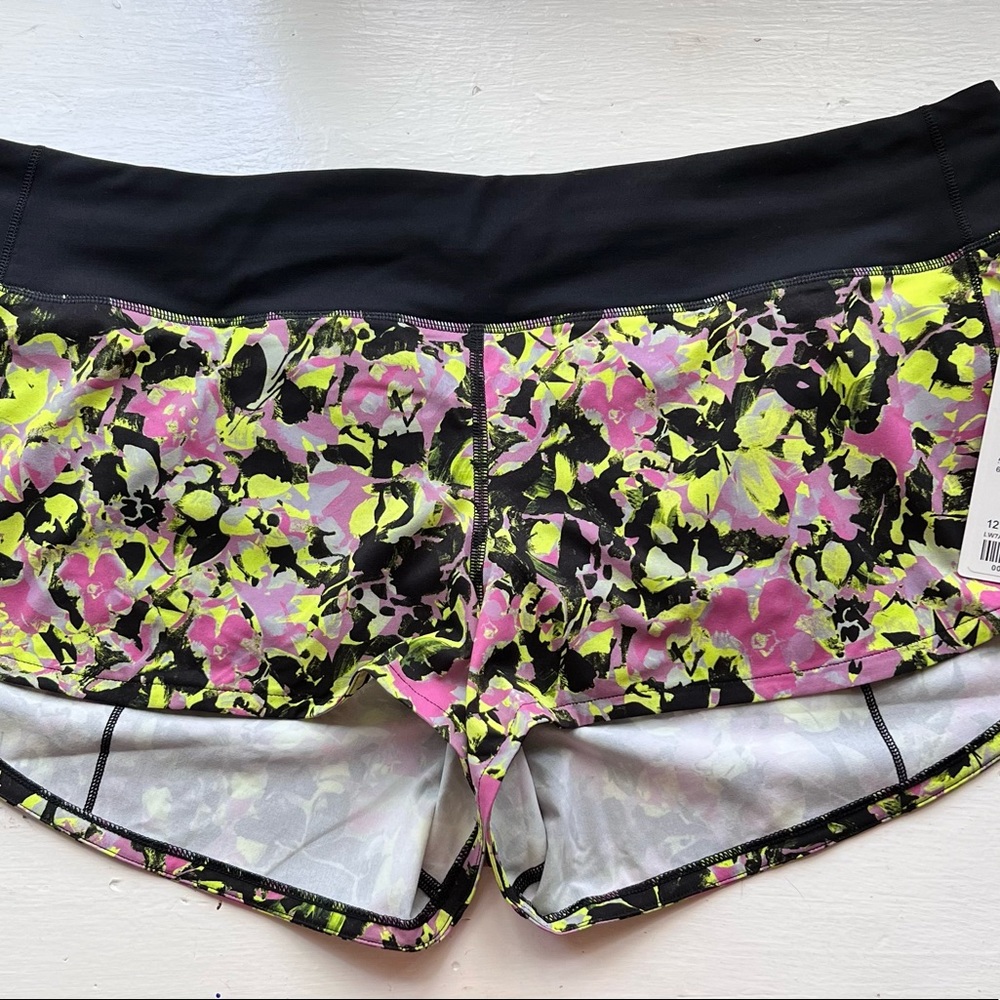 NWT Lululemon speed up shorts
